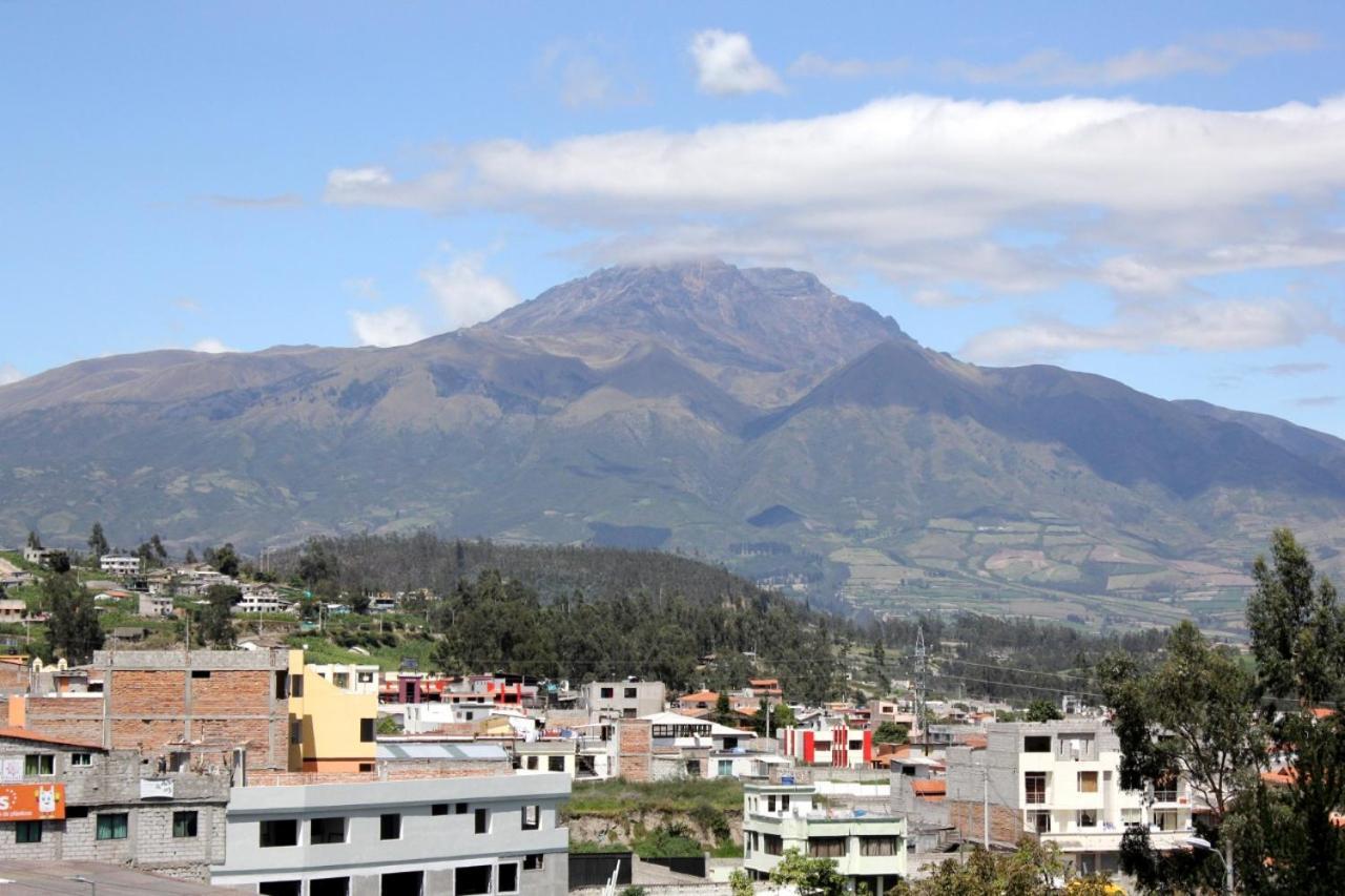 Hotel El Geranio Otavalo Bagian luar foto
